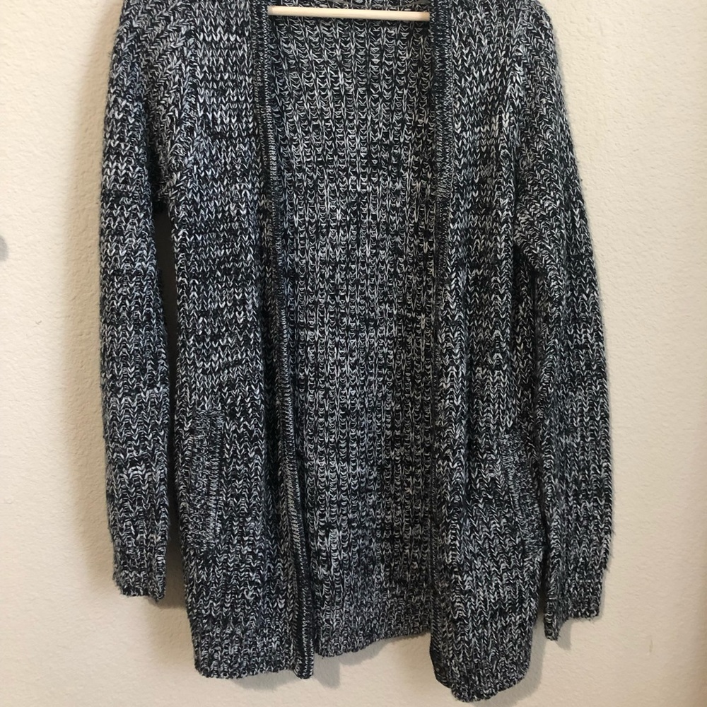 comfy cardigan silence & noise